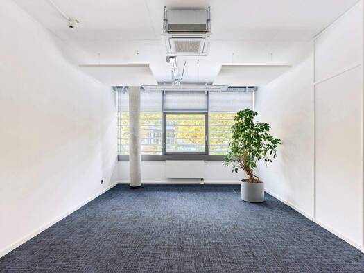 Bürofläche zur Miete provisionsfrei 820 € 42 m² Bürofläche Oskar-Messter-Straße Ismaning 85737