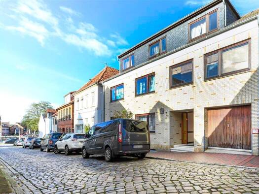 Mehrfamilienhaus zum Kauf als Kapitalanlage geeignet 799.000 € 17 Zimmer 336 m² 294 m² Grundstück Neustadt Neustadt in Holstein 23730