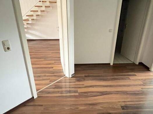 Wohnung zur Miete 588 € 3 Zimmer 78,3 m² 2. Geschoss Am Schloß 8 Ammelshain Naunhof 04683