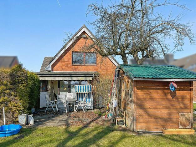 Einfamilienhaus zum Kauf 249.000 € 4 Zimmer 100 m² 677 m² Grundstück Moisling Lübeck 23560