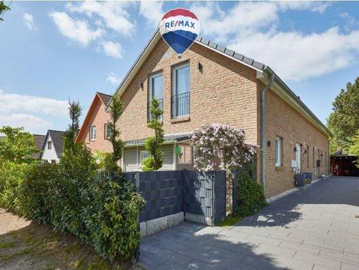 Doppelhaushälfte zum Kauf 629.000 € 4 Zimmer 109 m² 190 m² Grundstück Langenhorn Hamburg 22415