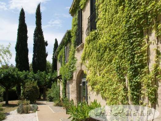 Land-/Forstwirtschaft zum Kauf 3.950.000 € 148.100 m² Grundstück Centre Historique Montpellier 34000