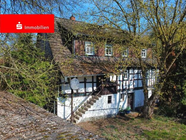 Mehrfamilienhaus zum Kauf 299.000 € 8 Zimmer 240 m² 1.001 m² Grundstück frei ab sofort Gadernheim Lautertal 64686