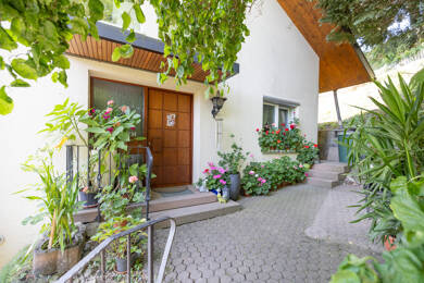 Einfamilienhaus zum Kauf 539.000 € 9 Zimmer 240 m² 630 m² Grundstück Zizenhausen Stockach / Zizenhausen 78333
