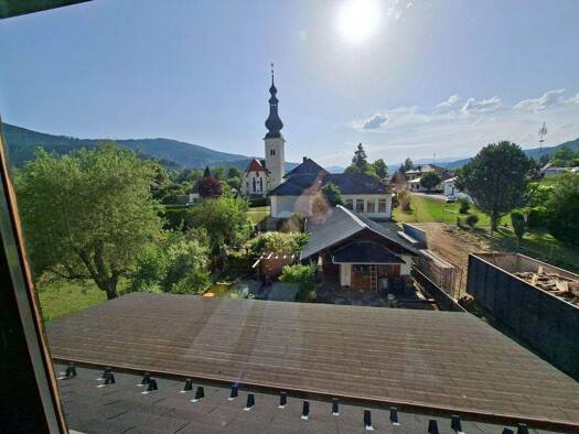 Einfamilienhaus zum Kauf 7 Zimmer 198 m² 716 m² Grundstück Weitensfeld 9344