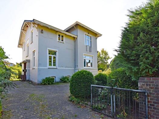 Villa zum Kauf 1.795.000 € 6 Zimmer 212 m² 1.835 m² Grundstück frei ab sofort Bergedorf Hamburg 21029
