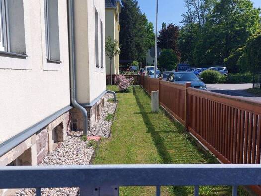 Wohnung zur Miete 323 € 2 Zimmer 43 m² frei ab sofort Schreberstraße 1 Freital 01705