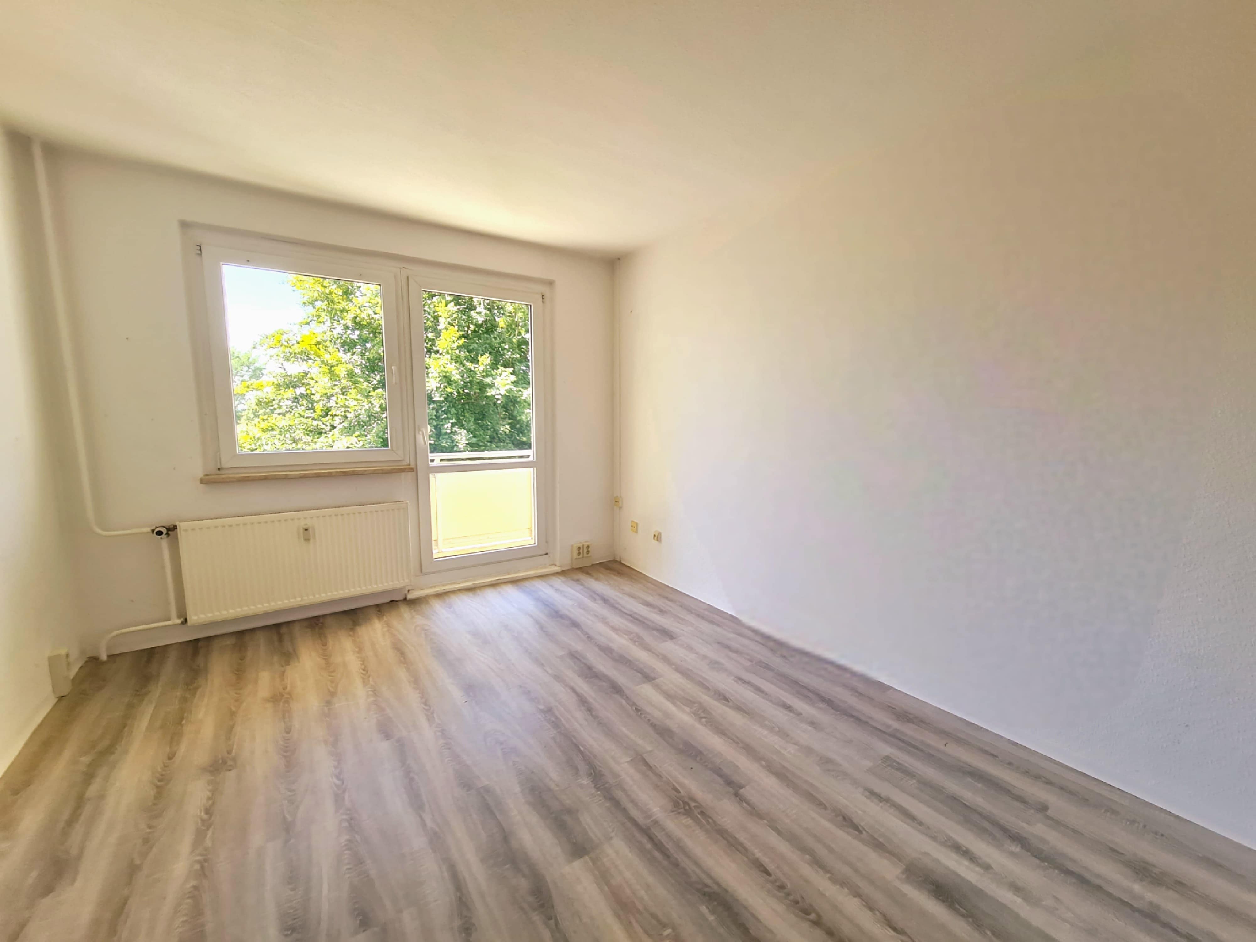 Wohnung zur Miete 550 € 6 Zimmer 104 m²<br/>Wohnfläche 2.<br/>Geschoss ab sofort<br/>Verfügbarkeit Straße der Einheit 16 Kitzscher Kitzscher 04567