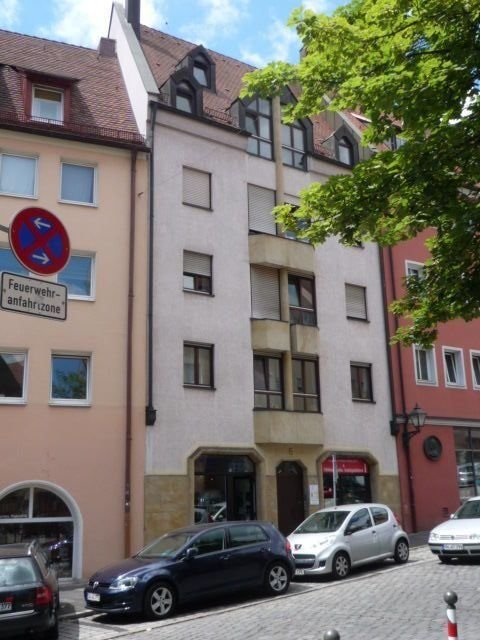 Studio zur Miete 480 € 1 Zimmer 37,3 m²<br/>Wohnfläche 5.<br/>Geschoss 01.12.2024<br/>Verfügbarkeit Altstadt / St. Lorenz Nürnberg 90403