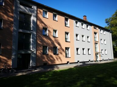 Wohnung zur Miete 711 € 4 Zimmer 81,2 m² 1. Geschoss frei ab 01.04.2025 Gelderblomstr. 77 Obermeiderich Duisburg 47138