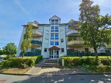 Wohnung zum Kauf 122.990 € 2,5 Zimmer 58,6 m² Dachgeschoss Pirna Pirna 01796