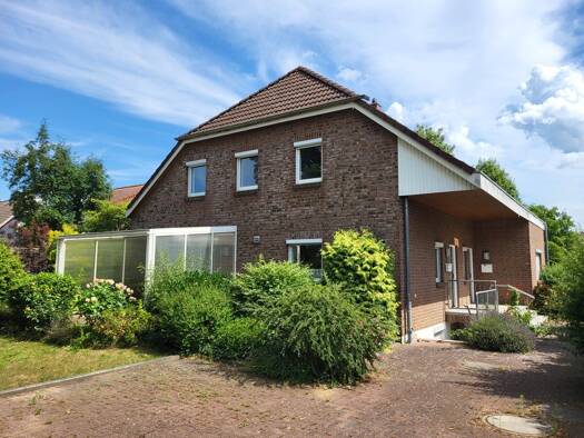 Mehrfamilienhaus zum Kauf 499.000 € 7 Zimmer 171,6 m² 554 m² Grundstück St. Lorenz Nord Lübeck / Sankt Lorenz Nord 23556