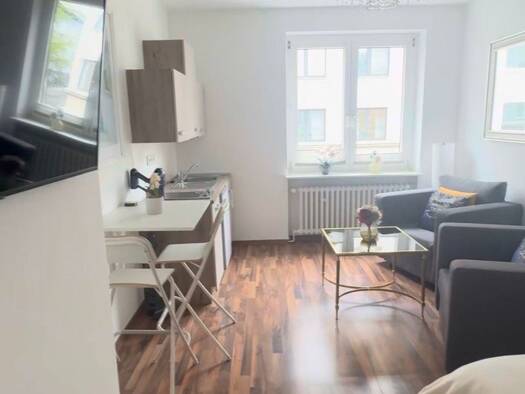 Studio zur Miete 950 € 1 Zimmer 33 m² Geschoss 1/5 frei ab 01.03.2026 Stadtmitte Düsseldorf 40210