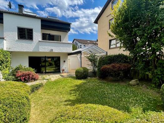 Haus zur Miete 2.900 € 4 Zimmer 143 m² 230 m² Grundstück Böblingen Böblingen 71032