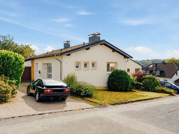 Einfamilienhaus zum Kauf 445.000 € 5 Zimmer 154 m² 802 m² Grundstück Biesfeld Kürten 51515