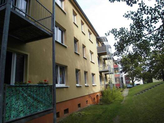 Wohnung zur Miete 300 € 2 Zimmer 47,5 m² 1. Geschoss Erich-Weinert-Straße 10 Sangerhausen 06526