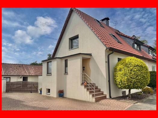 Doppelhaushälfte zum Kauf 349.000 € 6 Zimmer 191 m² 695 m² Grundstück frei ab 01.01.2027 Marienburger Höhe Hildesheim 31141
