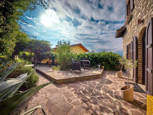 Rustico zum Kauf 490.000 € 4 Zimmer 140 m² 70 m² Grundstück frei ab sofort Brenzone sul Garda 37010