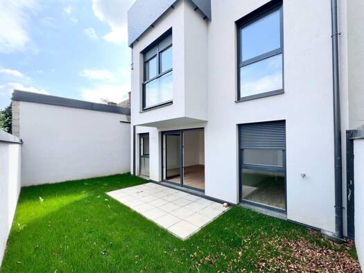 Mehrfamilienhaus zum Kauf - Erstbezug als Kapitalanlage geeignet 1.800.000 € 13 Zimmer 368 m² Wien 1220