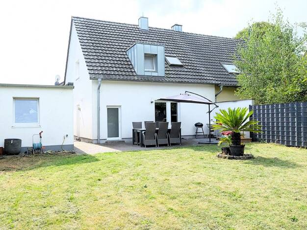 Doppelhaushälfte zum Kauf 359.000 € 3 Zimmer 96 m² 460 m² Grundstück Kleve 47533