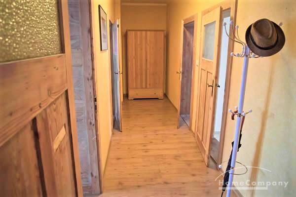 Property thumbnail 11