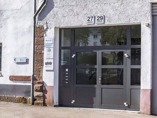 Bürofläche zur Miete provisionsfrei 325 m² Bürofläche Bahnhofstraße 27 Schramberg Baden-Württemberg - Schramberg 78713