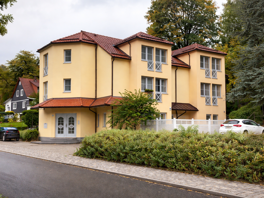 Wohnung zur Miete 580 € 3 Zimmer 83,6 m² frei ab sofort Schwarzwasserweg 40 Suhl 98527