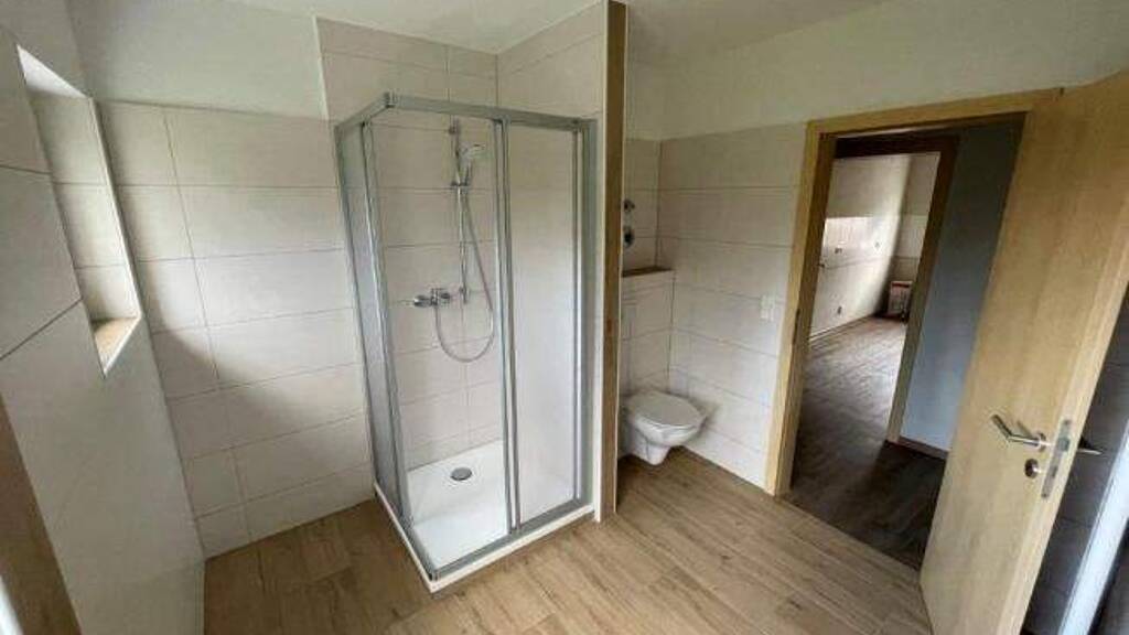 Wohnung zur Miete 341 € 2 Zimmer 48,7 m² 1. Geschoss frei ab 01.07.2026 Innsbrucker Straße 31 Oschersleben 39387