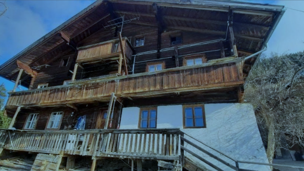 Bauernhaus zum Kauf 187.500 € 10 Zimmer 300 m² 1 m² Grundstück Haslach Traunstein 83278