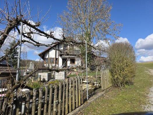 Einfamilienhaus zum Kauf 355.000 € 4 Zimmer 160 m² 1.005 m² Grundstück Neubessingen Arnstein 97450