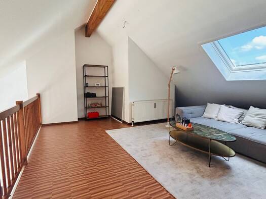 Maisonette zur Miete 1.400 € 3,5 Zimmer 84 m² Geschoss 3/4 frei ab 01.11.2026 Oberursel Oberursel 61440