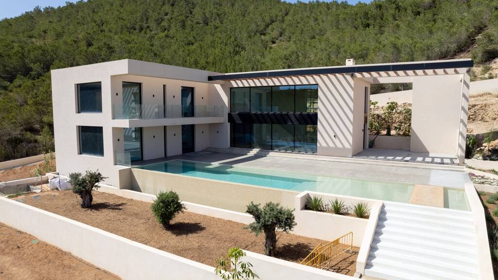 Villa zum Kauf - Erstbezug 5 Zimmer 420 m² 2.243 m² Grundstück Ibiza 07800