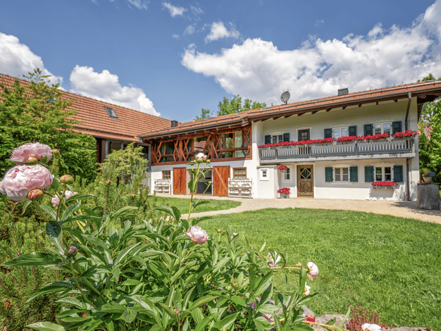 Bauernhaus zum Kauf 6.800.000 € 12 Zimmer 700 m² 1.430 m² Grundstück Arget Sauerlach-Arget 82054