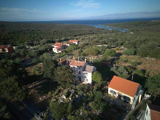 Mehrfamilienhaus zum Kauf 320.000 € 8 Zimmer 200 m² Punta Križa, Mali Lošinj Mali Lošinj 51550