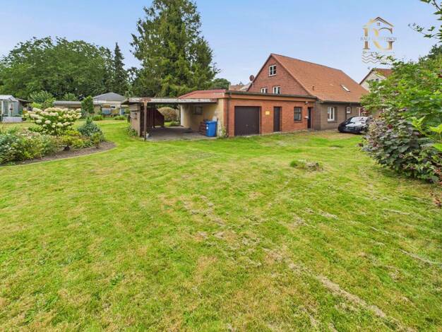 Einfamilienhaus zum Kauf 269.000 € 9 Zimmer 222 m² 1.111 m² Grundstück Neuhaus 21785
