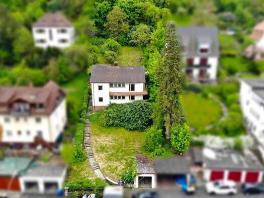 Einfamilienhaus zum Kauf 479.000 € 6 Zimmer 165 m² 990 m² Grundstück Höchberg 97204