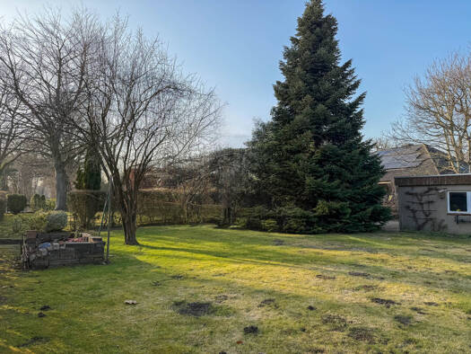 Grundstück zum Kauf 570.000 € 979 m² Grundstück Pinneberg 25421