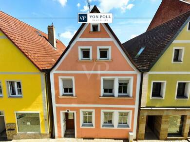 Mehrfamilienhaus zum Kauf 525.000 € 7 Zimmer 189,6 m² 170 m² Grundstück Neustadt Neustadt an der Aisch 91413
