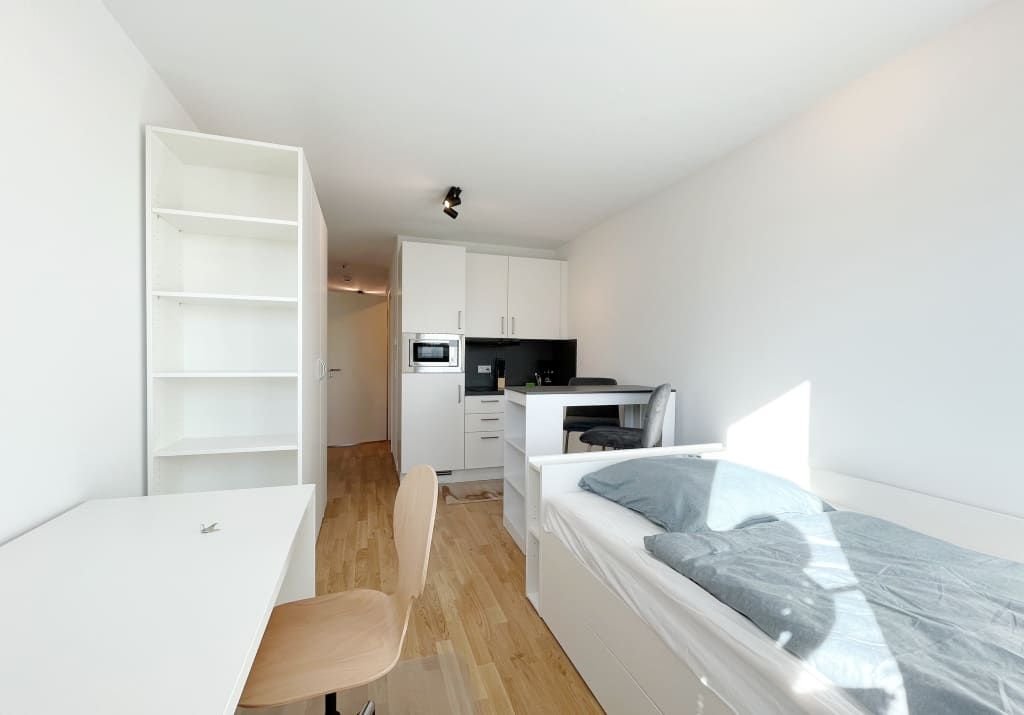 Wohnung zur Miete Wohnen auf Zeit 1.290 € 1 Zimmer 31 m²<br/>Wohnfläche 01.04.2025<br/>Verfügbarkeit Rudower Chaussee Adlershof Berlin 12489