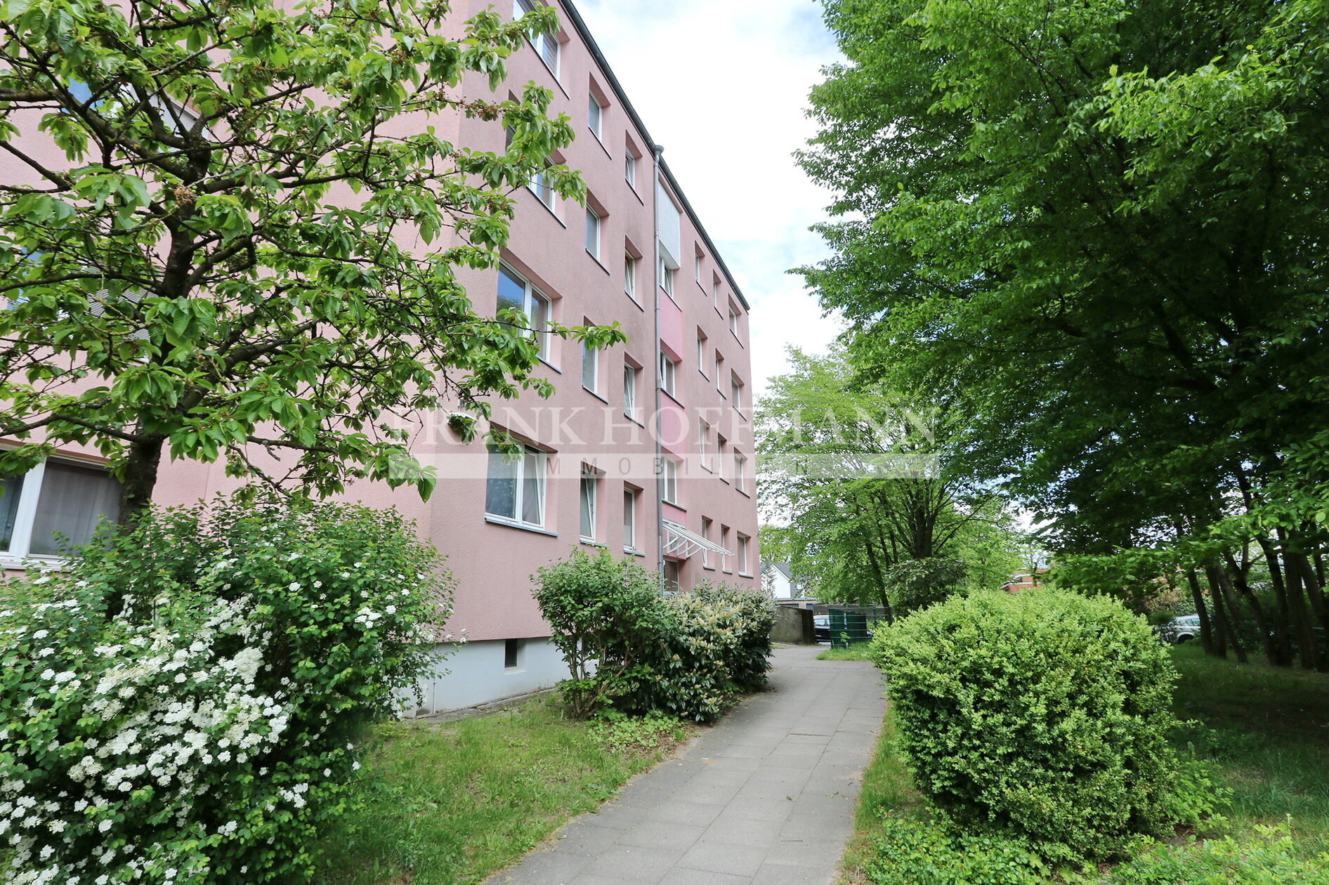 Wohnung zum Kauf 179.000 € 3 Zimmer 74,2 m²<br/>Wohnfläche 2.<br/>Geschoss Kaltenkirchen 24568