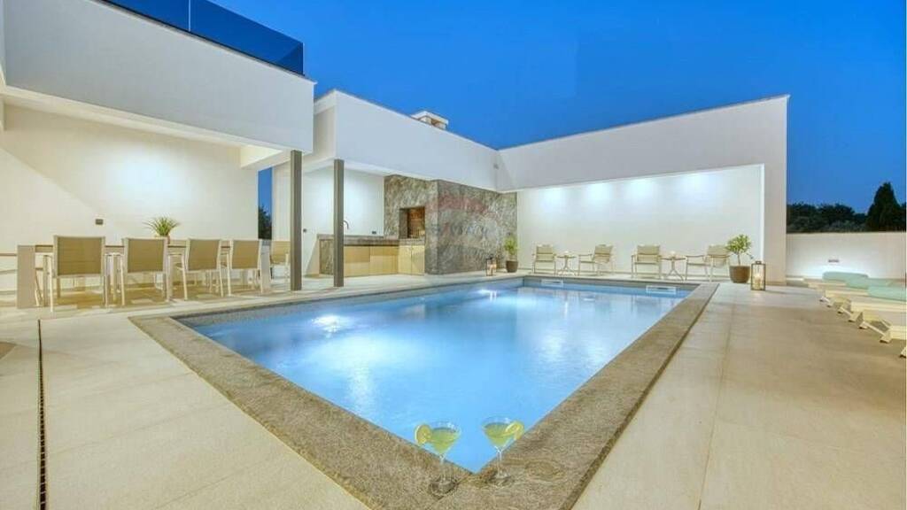 Haus zum Kauf 1.390.000 € 6 Zimmer 254 m² Nin