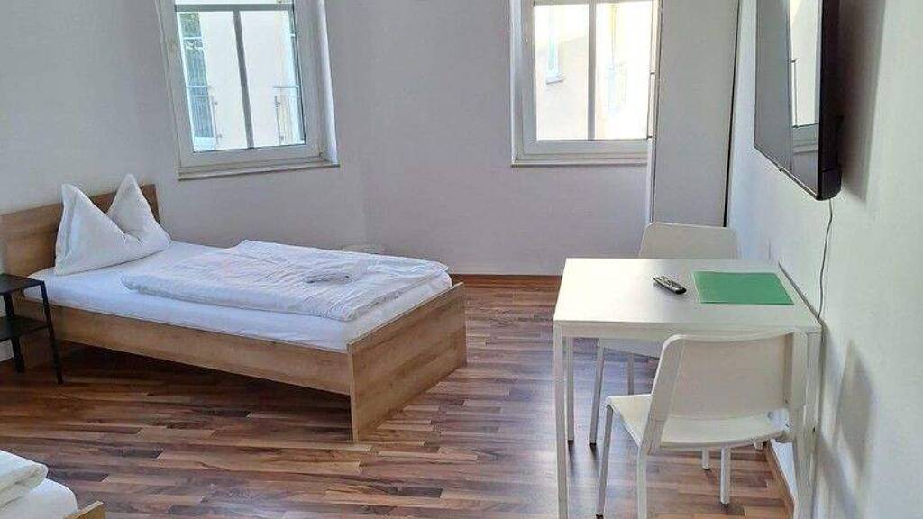 Studio zum Kauf provisionsfrei 75.000 € 1 Zimmer 37 m² 1. Geschoss Pfortenplatz 3 Delitzsch 04509