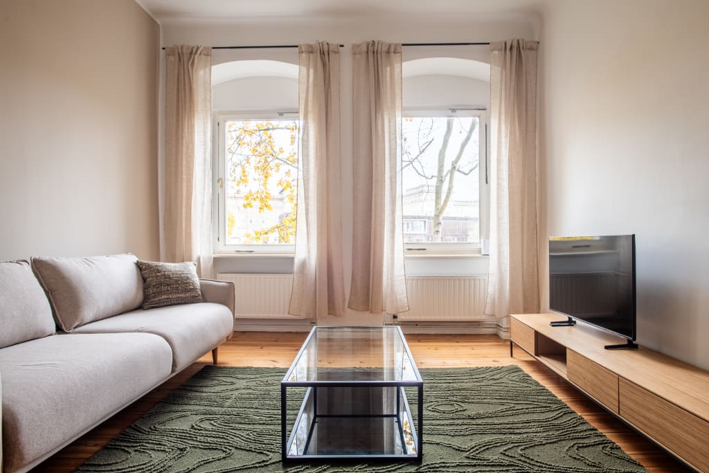 Wohnung zur Miete Wohnen auf Zeit 2.083 € 2 Zimmer 52 m²<br/>Wohnfläche ab sofort<br/>Verfügbarkeit Boxhagener Straße Friedrichshain Berlin 10245