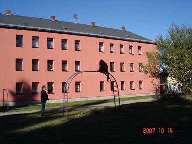Wohnung zur Miete 315 € 2 Zimmer 59 m² 2. Geschoss frei ab sofort Siedlungsstrasse 23 Schneckenstein Muldenhammer 08262