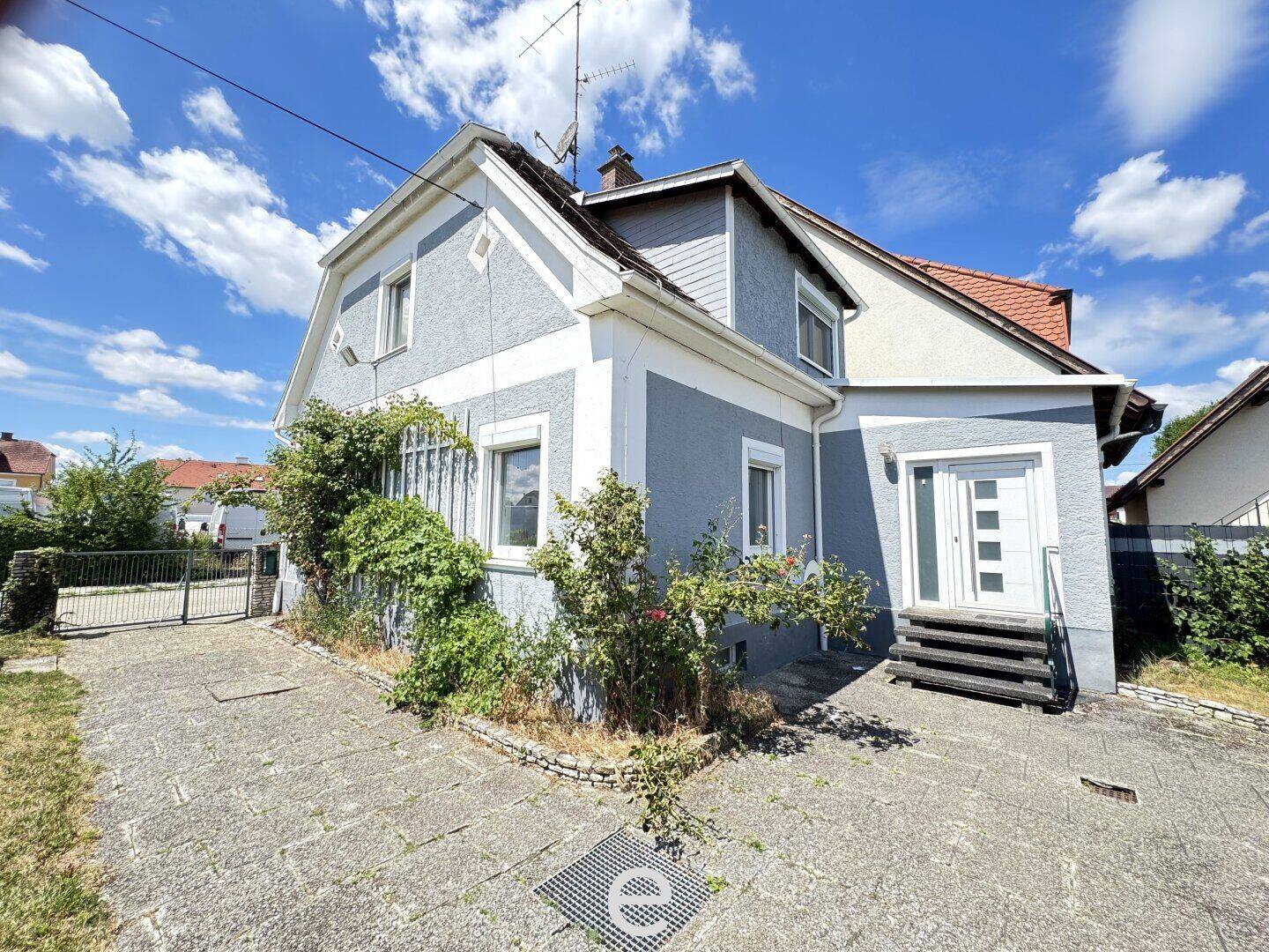 House, 97 m²