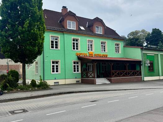 Hotel zum Kauf provisionsfrei 950.000 € 18 Zimmer 100 m² Gastrofläche 994 m² Grundstück Berliner Straße 48 Booßen Frankfurt (Oder) 15234