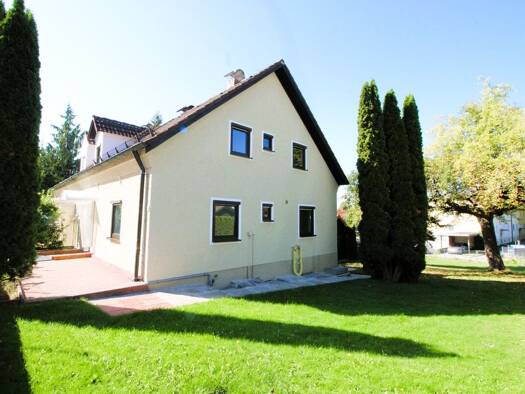 Doppelhaushälfte zum Kauf 249.000 € 6 Zimmer 85 m² 598 m² Grundstück Griesbach Bad Griesbach i.Rottal 94086