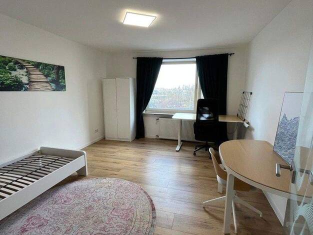 Studio zur Miete 620 € 1 Zimmer 27 m² 3. Geschoss frei ab sofort Bruck Erlangen 91058
