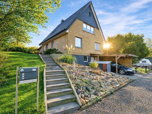 Einfamilienhaus zum Kauf 379.000 € 11 Zimmer 132 m² 1.287 m² Grundstück Süderbrarup 24392