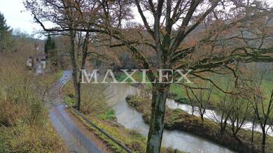 Mehrfamilienhaus zum Kauf 399.000 € 8 Zimmer 246,7 m² 539 m² Grundstück frei ab sofort Vilshofen Vilshofen an der Donau 94474